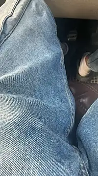 Snapshot of Big_harddick chatting on December 3, 2024, 10:28 am Big harddick online show from December 3, 2024, 10:28 am