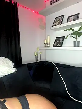 Snapshot of MissyLeeX chatting on December 7, 2024, 4:36 pm MissyLeeX online show from December 7, 2024, 4:36 pm