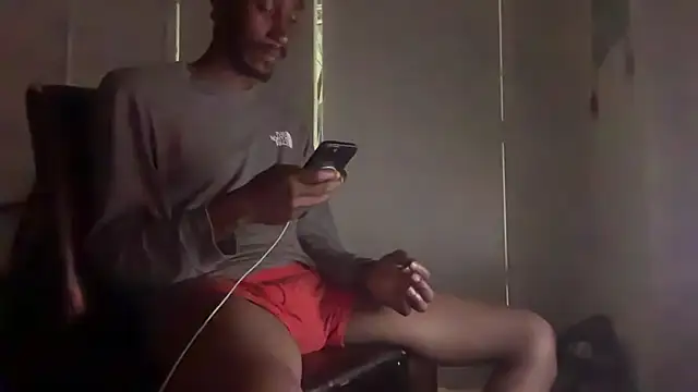 Snapshot of ITSONLYKENNY chatting on September 19, 2025, 3:41 am ITSONLYKENNY online show from September 19, 2025, 3:41 am