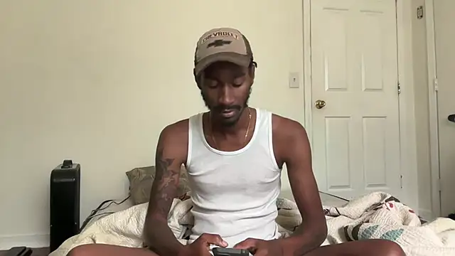 Snapshot of ITSONLYKENNY chatting on October 1, 2025, 5:19 pm ITSONLYKENNY online show from October 1, 2025, 5:19 pm