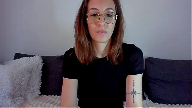 Snapshot of DesireMore90 chatting on February 24, 2026, 8:34 am DesireMore90 online show from February 24, 2026, 8:34 am