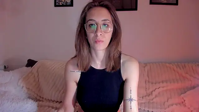 DesireMore90 online show from March 19, 2026, 12:03 am