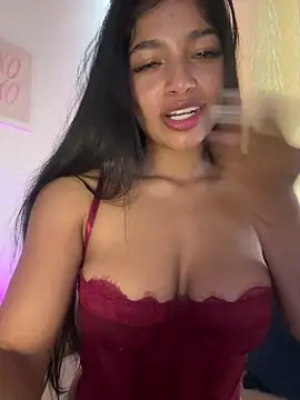 AgathaGeorgiou online show from May 14, 2026, 6:04 pm