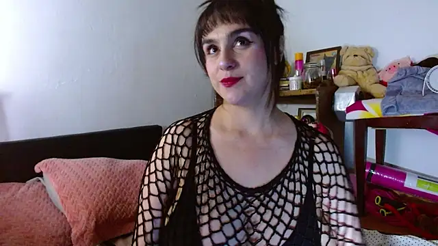 Snapshot of collette_beaufoy_ chatting on May 31, 2026, 7:04 am collette beaufoy online show from May 31, 2026, 7:04 am