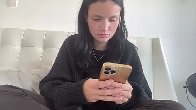 Snapshot of mariemelissah chatting on December 17, 2025, 9:37 am mariemelissah online show from December 17, 2025, 9:37 am