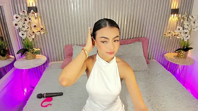 Snapshot of SHANONCLARK chatting on November 2, 2025, 11:12 am SHANONCLARK online show from November 2, 2025, 11:12 am