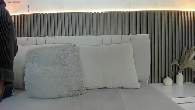 Snapshot of SHANONCLARK chatting on November 18, 2025, 7:07 pm SHANONCLARK online show from November 18, 2025, 7:07 pm