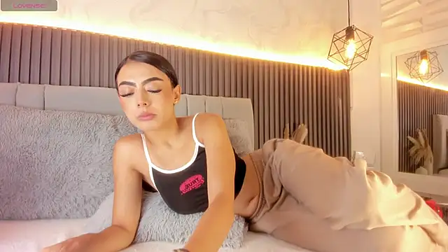 Snapshot of SHANONCLARK chatting on November 27, 2025, 7:16 pm SHANONCLARK online show from November 27, 2025, 7:16 pm