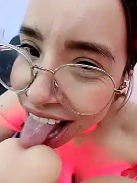 Snapshot of valentina_swallow chatting on December 11, 2024, 3:45 am valentina swallow online show from December 11, 2024, 3:45 am