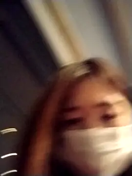 Love me Eri  online show from December 5, 2025, 9:51 am