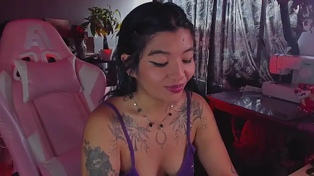 Snapshot of annie_walker6 chatting on October 9, 2025, 5:33 pm annie walker6 online show from October 9, 2025, 5:33 pm