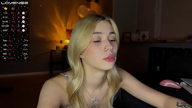 sarah kurt online show from February 25, 2025, 9:24 pm