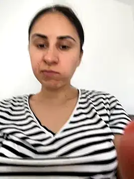 JenniferEdith online show from September 21, 2025, 11:45 am