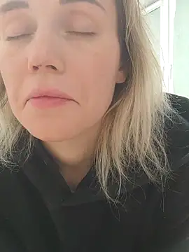 Snapshot of Linda_Gregory chatting on February 20, 2025, 10:15 pm Linda Gregory online show from February 20, 2025, 10:15 pm