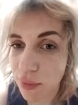 Snapshot of Linda_Gregory chatting on November 17, 2025, 2:50 am Linda Gregory online show from November 17, 2025, 2:50 am