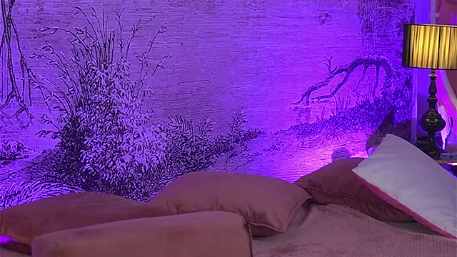 Snapshot of YamiraKim chatting on November 8, 2025, 7:01 pm YamiraKim online show from November 8, 2025, 7:01 pm