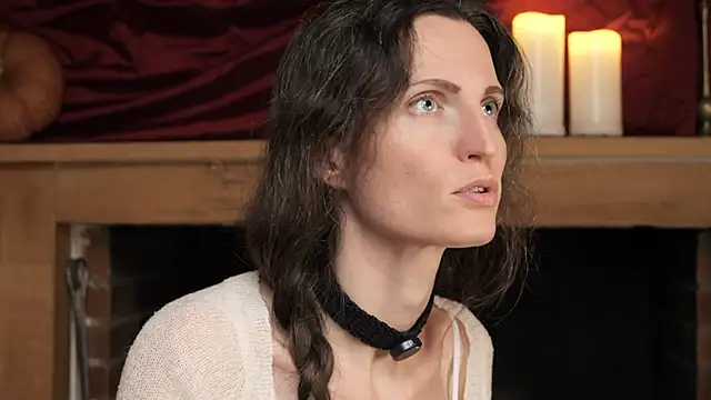 yulladao online show from November 4, 2025, 5:01 pm