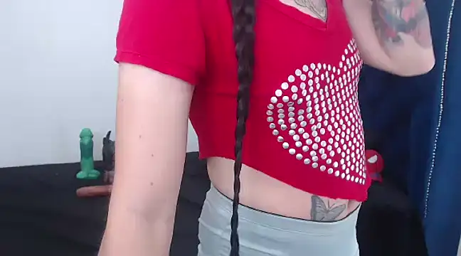 queenofwetqueens online show from December 16, 2024, 4:49 pm