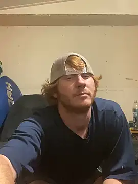 Snapshot of hottestcouplevaa chatting on December 10, 2024, 12:28 am hottestcouplevaa online show from December 10, 2024, 12:28 am