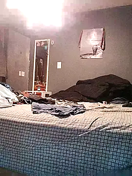 hottestcouplevaa online show from December 13, 2025, 10:04 pm