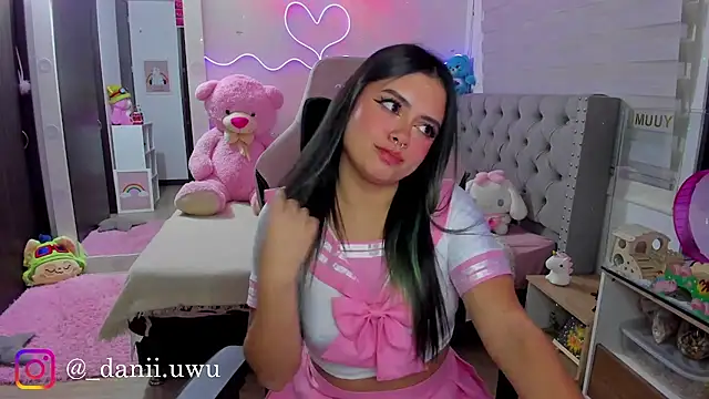 CuteDani  online show from July 25, 2026, 8:34 am