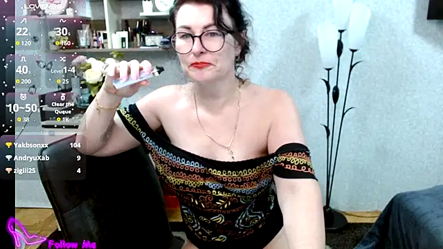 BeatriksS online show from April 18, 2026, 7:07 pm