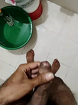 Snapshot of Instant_charger@xh chatting on January 7, 2026, 9:45 am Instant chargerxh online show from January 7, 2026, 9:45 am