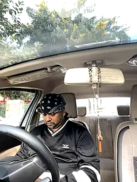 Dick 6inches online show from November 30, 2025, 5:22 am