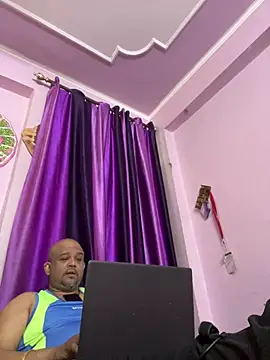 Dick 6inches online show from February 23, 2026, 2:31 am