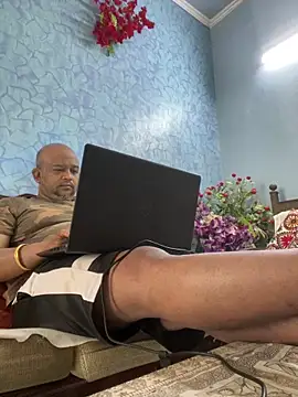 Dick 6inches online show from February 28, 2026, 3:18 am