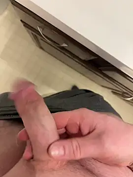 madman11222 online show from March 16, 2025, 5:25 am