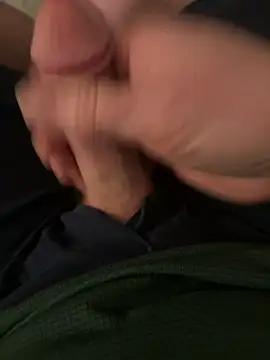 madman11222 online show from December 22, 2025, 11:57 pm