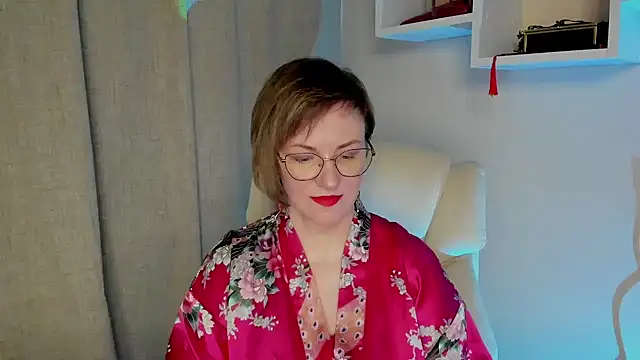 Snapshot of feliziaDesire chatting on May 16, 2026, 6:54 am feliziaDesire online show from May 16, 2026, 6:54 am