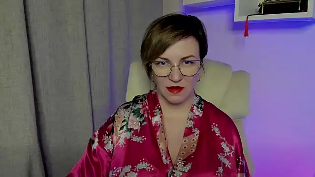 Snapshot of feliziaDesire chatting on May 29, 2026, 11:08 am feliziaDesire online show from May 29, 2026, 11:08 am