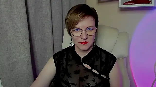 feliziaDesire online show from June 27, 2026, 12:44 pm