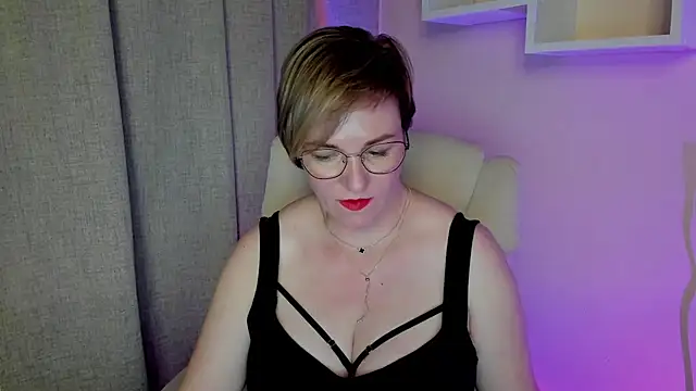 feliziaDesire online show from July 9, 2026, 6:01 pm
