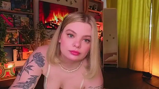 Hottie Jane online show from April 10, 2026, 12:43 pm