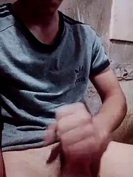 Snapshot of Uriel1615 chatting on September 25, 2025, 6:22 pm Uriel1615 online show from September 25, 2025, 6:22 pm