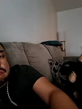 hungpenis210 online show from October 17, 2025, 4:09 pm