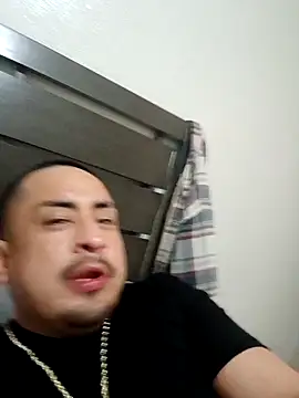 hungpenis210 online show from February 26, 2026, 1:26 am