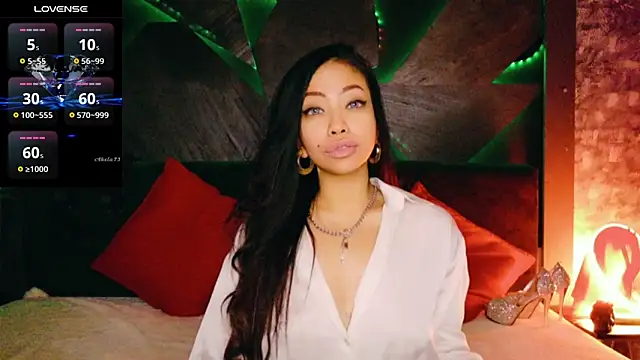 Snapshot of ElyaQuinn chatting on February 11, 2026, 7:35 am ElyaQuinn online show from February 11, 2026, 7:35 am