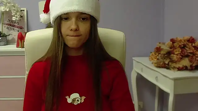 Snapshot of dirtyxEmily chatting on December 17, 2024, 10:55 am dirtyxEmily online show from December 17, 2024, 10:55 am