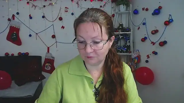 VanessaHotts online show from December 19, 2025, 6:09 am