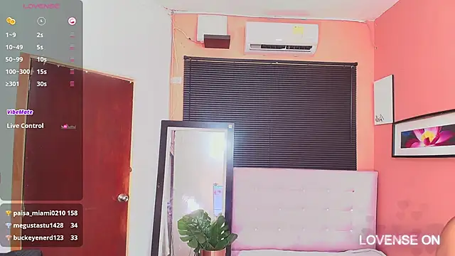 naughty ebonyy online show from January 6, 2025, 7:35 pm