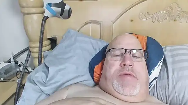 Bigbear0563 online show from February 21, 2026, 5:14 pm