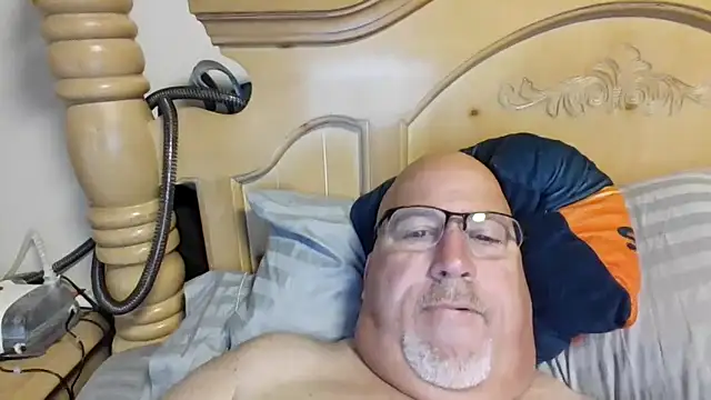 Snapshot of Bigbear0563 chatting on May 9, 2026, 1:27 pm Bigbear0563 online show from May 9, 2026, 1:27 pm