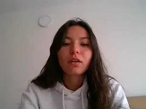  andygirl online show from November 24, 2025, 8:19 pm