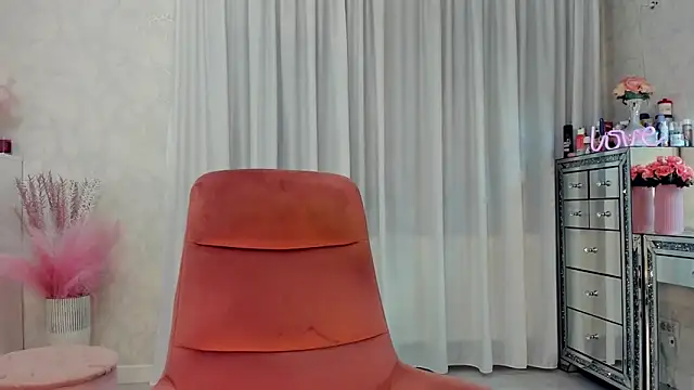 SeductiveButterfly online show from March 20, 2026, 11:31 pm