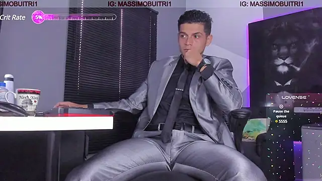Snapshot of massimo_g chatting on December 15, 2024, 2:05 pm massimo g online show from December 15, 2024, 2:05 pm