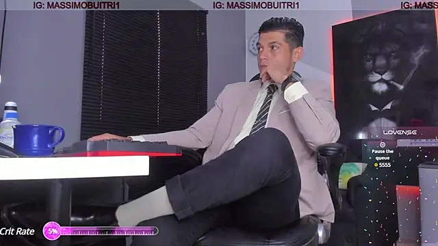 Snapshot of massimo_g chatting on December 19, 2024, 1:40 pm massimo g online show from December 19, 2024, 1:40 pm